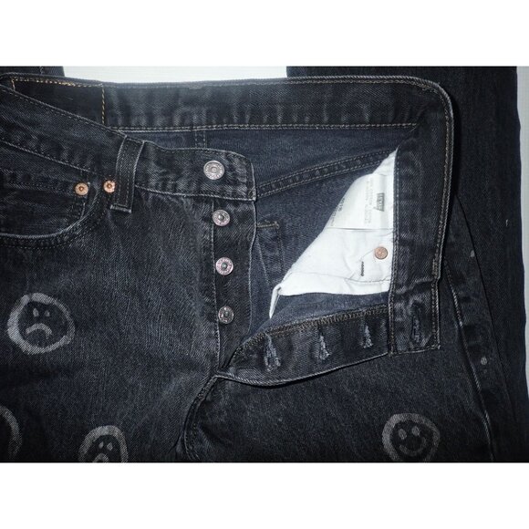Levis 501 Jeans Bleached Smiley Face Black Denim Button Fly Straight Leg 30 x 32 - Picture 7 of 8